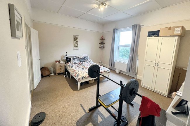 6b Radnor Park Road, Folkstone, Kent, CT19 5AU 6