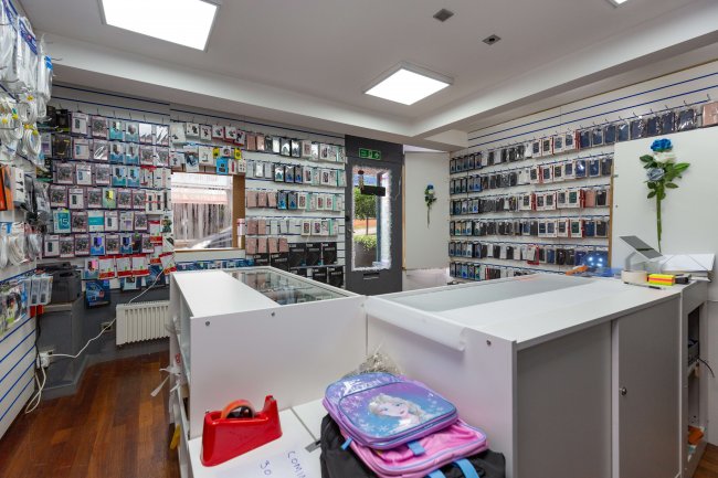 87 Wey Hill, Haselmere, Surrey, GU27 1HN 5