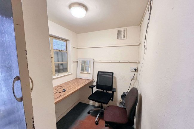 1 Northfield Road, West Ealing, London W13 9SY 4