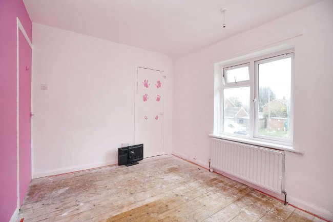 1 Broadway, Farcet, Peterborough, PE7 3AY 4