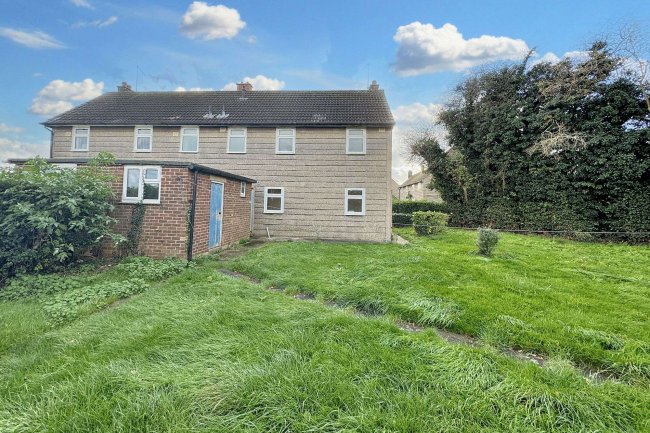 7 St Mary's Close, Farcet, Peterborough, Cambridgeshire, PE7 3AP 2