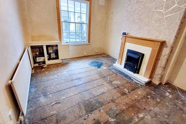 35 Chapel Street, Macclesfield, Cheshire, SK11 6TA 9