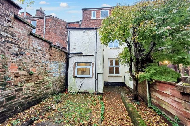 35 Chapel Street, Macclesfield, Cheshire, SK11 6TA 9