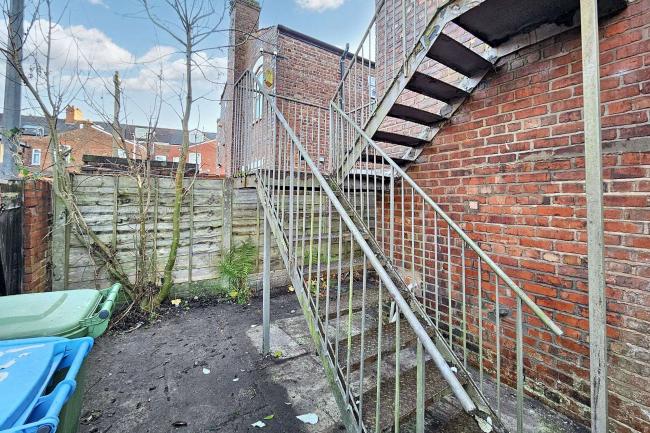 8a & 8B Hector Road, Longsight, Manchester, M13 0QN 10