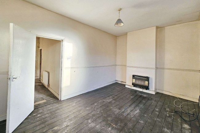 8a & 8B Hector Road, Longsight, Manchester, M13 0QN 10