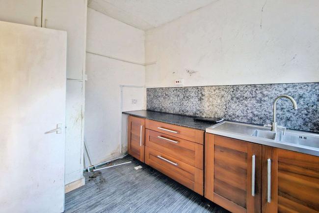 8a & 8B Hector Road, Longsight, Manchester, M13 0QN 10