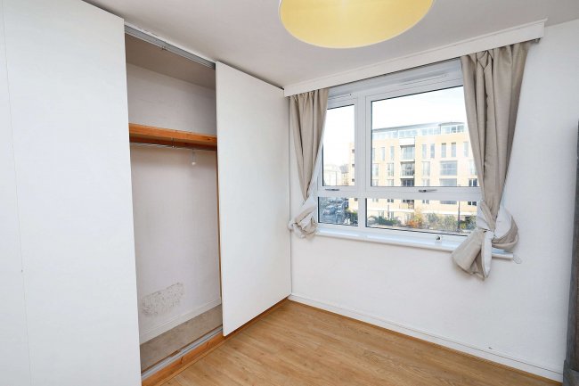 Flat 22, Verulam House, Hammersmith Grove, London,  W6 0NW 4