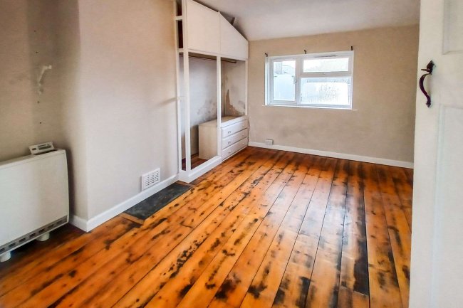 26 The Crescent, Pewsey, SN9 5DP 1