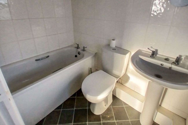 26 The Crescent, Pewsey, SN9 5DP 1