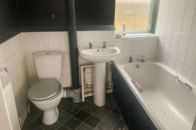 31 Rossiters Hill, Frome, Somerset, BA11 4AL 10