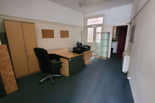 297 High St, Dorking, RH4 1RE 4