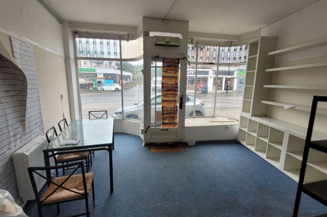 297 High St, Dorking, RH4 1RE 4