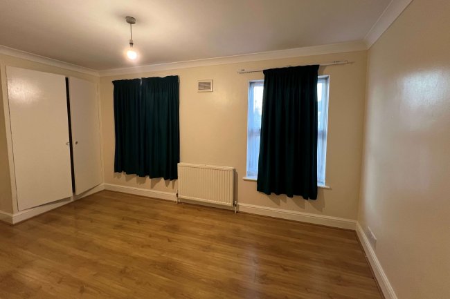 96 Cricketfield Road, Clapton, London E5 8NS 6