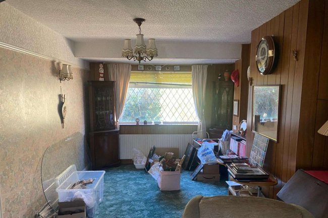 153 Conway Crescent, Perivale, Greenford UB6 8JB 7