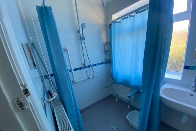 153 Conway Crescent, Perivale, Greenford UB6 8JB 7