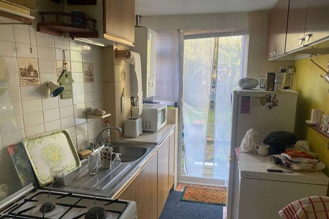 153 Conway Crescent, Perivale, Greenford UB6 8JB 7