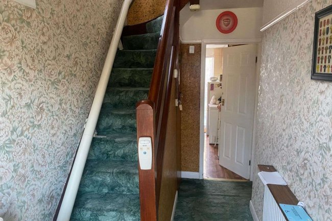 153 Conway Crescent, Perivale, Greenford UB6 8JB 7