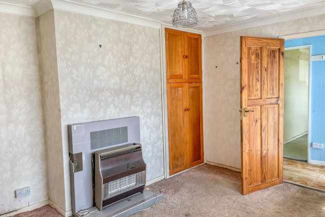 56 St Marys Close, Trimley, St Mary, Felixstowe, IP11 0TX 10