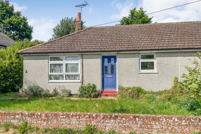 56 St Marys Close, Trimley, St Mary, Felixstowe, IP11 0TX 10