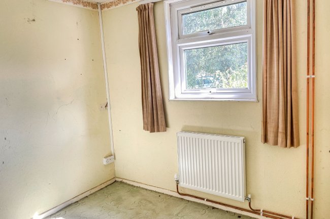 56 St Marys Close, Trimley, St Mary, Felixstowe, IP11 0TX 10