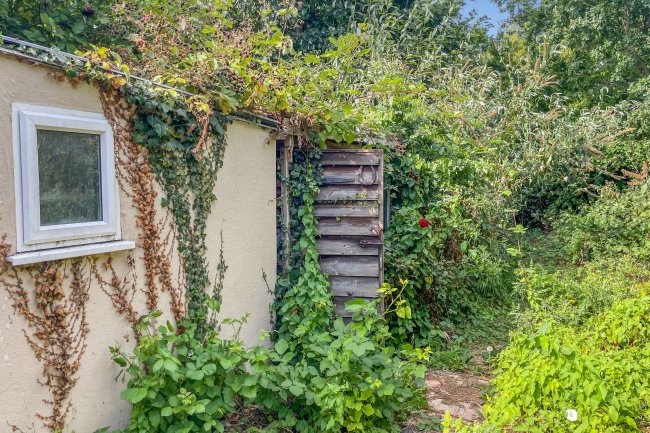 56 St Marys Close, Trimley, St Mary, Felixstowe, IP11 0TX 10