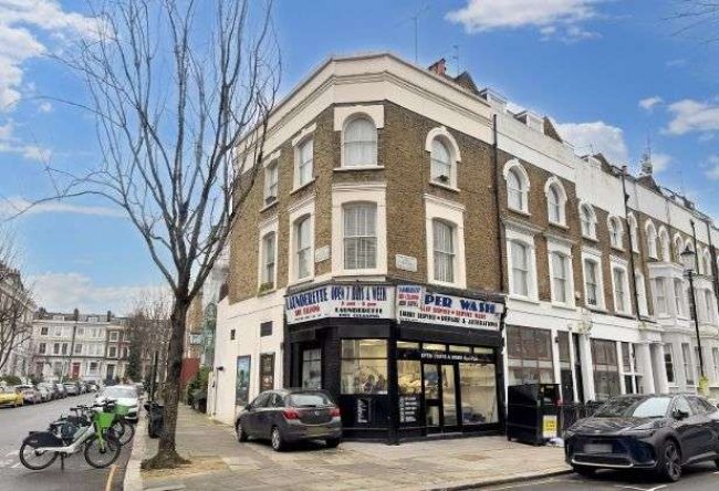 Flat A, 3 Cornwall Crescent, London W11 1PH 4