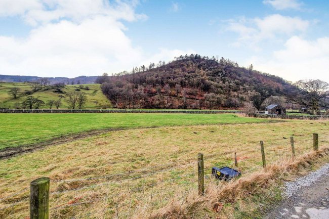 9 Fisher Place, Thirlmere, Keswick, Cumbria, CA12 4TW 1
