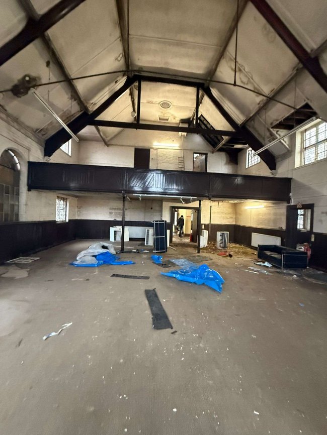 Kingsway International Christian Centre, 1a The Causeway, Rowley Regis B65 8AA 8