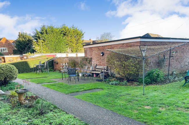 20 Royston Court, Potton, Sandy, SG19 2NJ 3