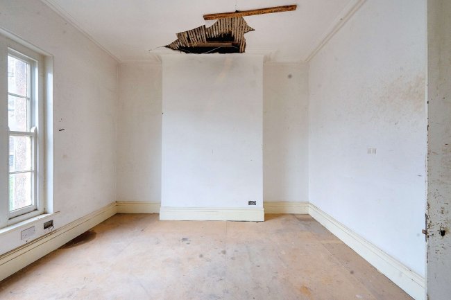 87 Coldharbour Lane, Camberwell, London, SE5 9NS 2