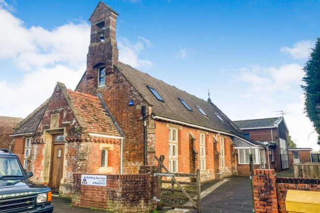 The Old School, The Cross, Okeford Fitzpaine, Blandford Forum, Dorset, DT11 0RF 6