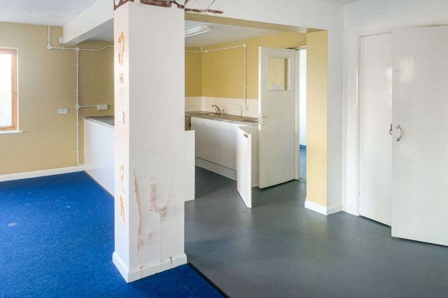 The Old School, The Cross, Okeford Fitzpaine, Blandford Forum, Dorset, DT11 0RF 6