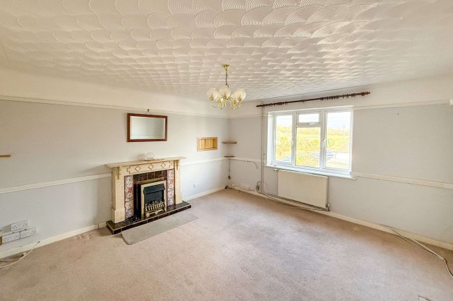 30B Channels Farm Road, Southampton, SO16 2PE 10