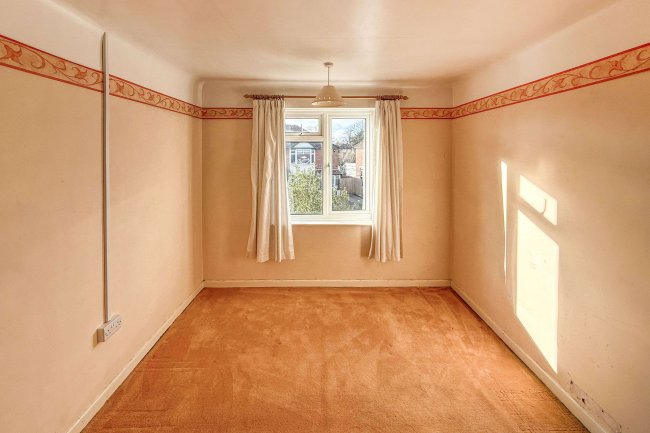 30B Channels Farm Road, Southampton, SO16 2PE 10