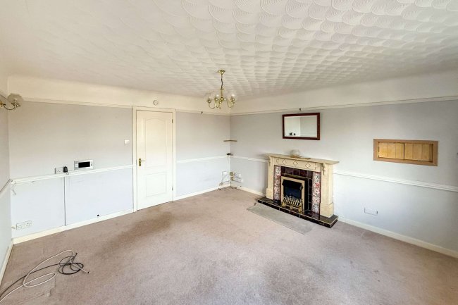 30B Channels Farm Road, Southampton, SO16 2PE 10