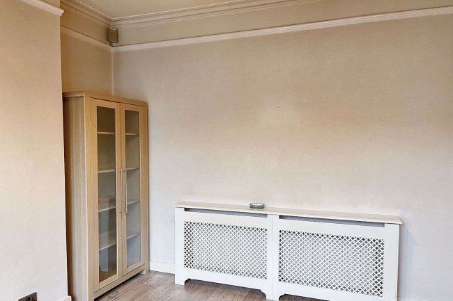 76 / 76A Waldron Rd, Earlsfield SW18 3TD 8