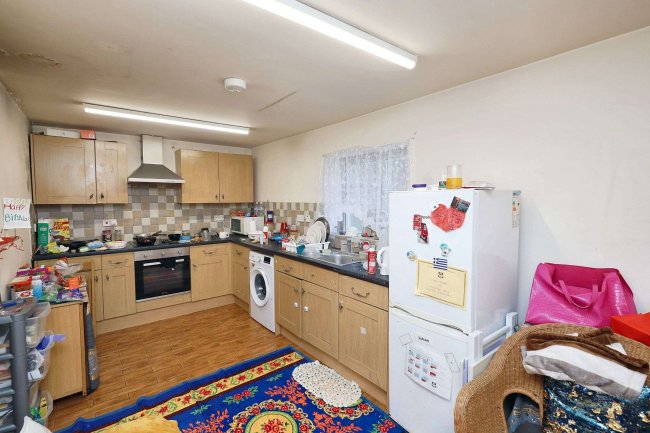 1 Northfield Road, West Ealing, London W13 9SY 4