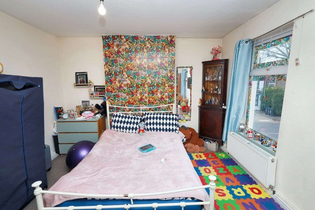 1 Northfield Road, West Ealing, London W13 9SY 4