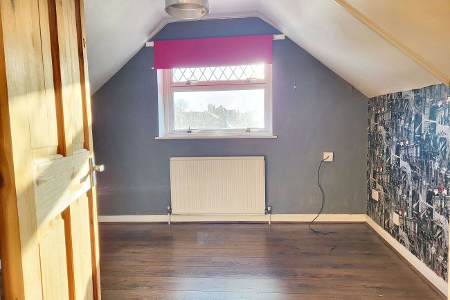 25 Woodland Road, Rushden, NN10 6US 9