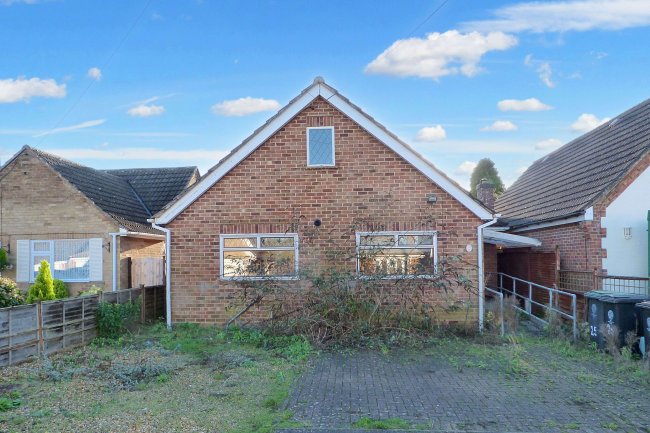 25 Woodland Road, Rushden, NN10 6US 9