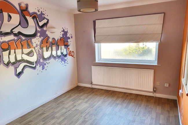 25 Woodland Road, Rushden, NN10 6US 9