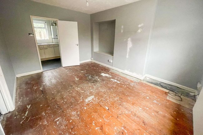 42 Lydney Road, Southmead, Bristol, BS10 5JZ 7