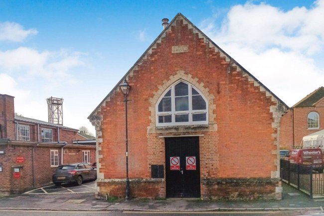 The Chapel, The Parade, Marlborough SN8 1NE 2