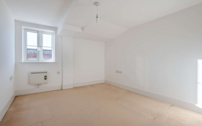 Latimer Court, 2 Latimer Road, Bournemouth, BH9 1JW 4