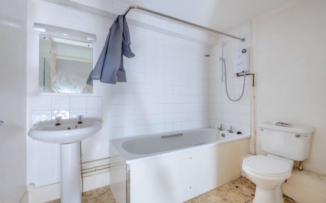 Latimer Court, 2 Latimer Road, Bournemouth, BH9 1JW 4