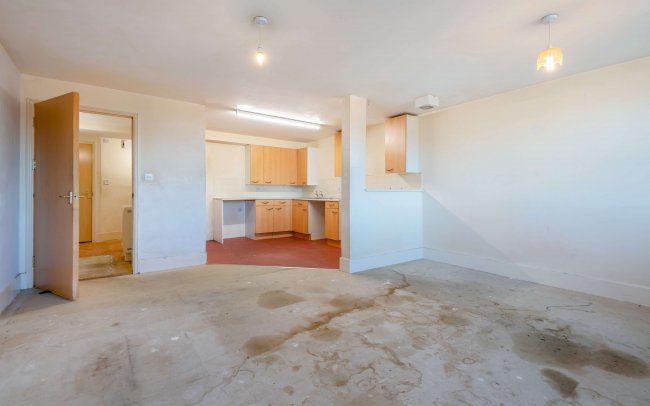 Latimer Court, 2 Latimer Road, Bournemouth, BH9 1JW 4