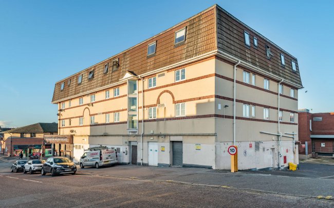 Latimer Court, 2 Latimer Road, Bournemouth, BH9 1JW 4