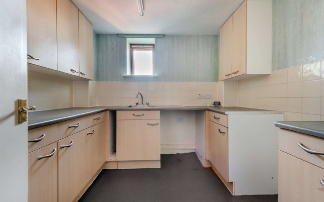 Latimer Court, 2 Latimer Road, Bournemouth, BH9 1JW 4