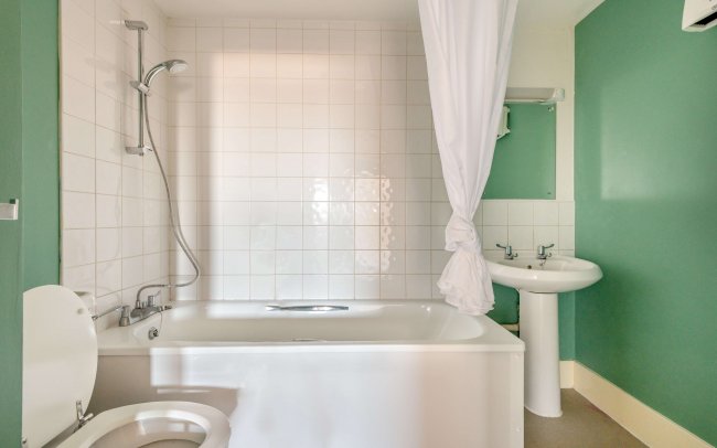 Latimer Court, 2 Latimer Road, Bournemouth, BH9 1JW 4