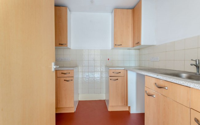 Latimer Court, 2 Latimer Road, Bournemouth, BH9 1JW 4